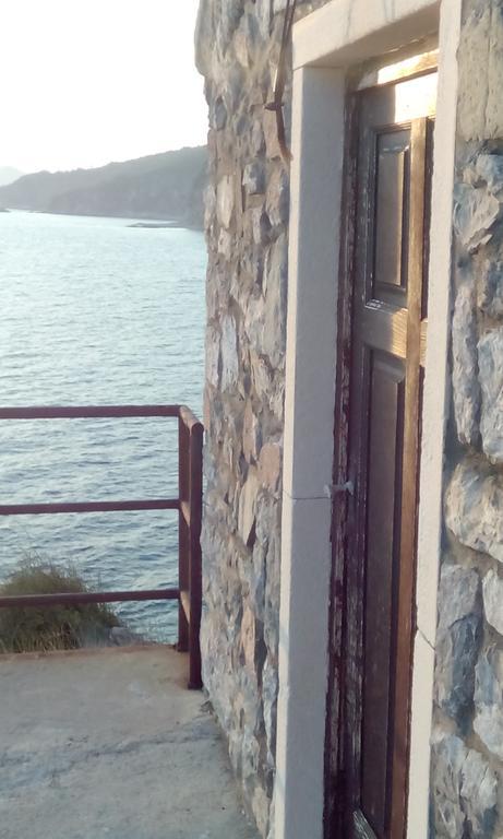 הוילה Petrovac Stone House In Buljarica מראה חיצוני תמונה